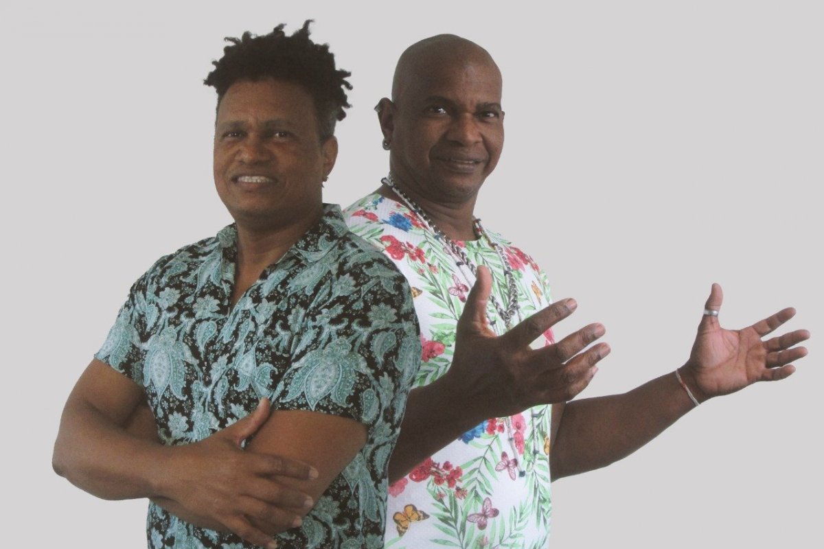 Viola de Doze comanda show especial na Lapinha em homenagem ao aniversário de Menininho, um dos fundadores do grupo! 