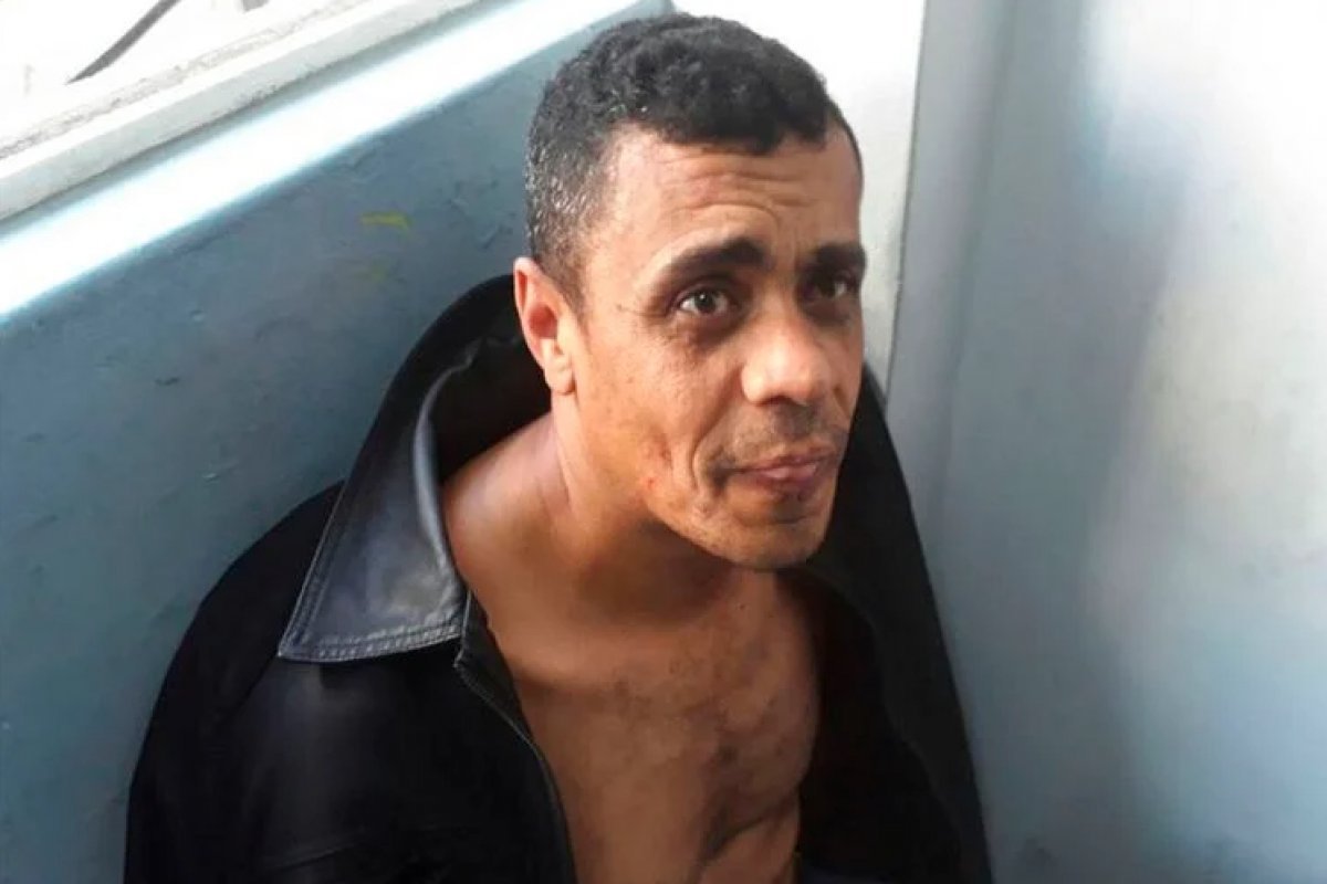 Justiça determina que Adélio Bispo siga preso