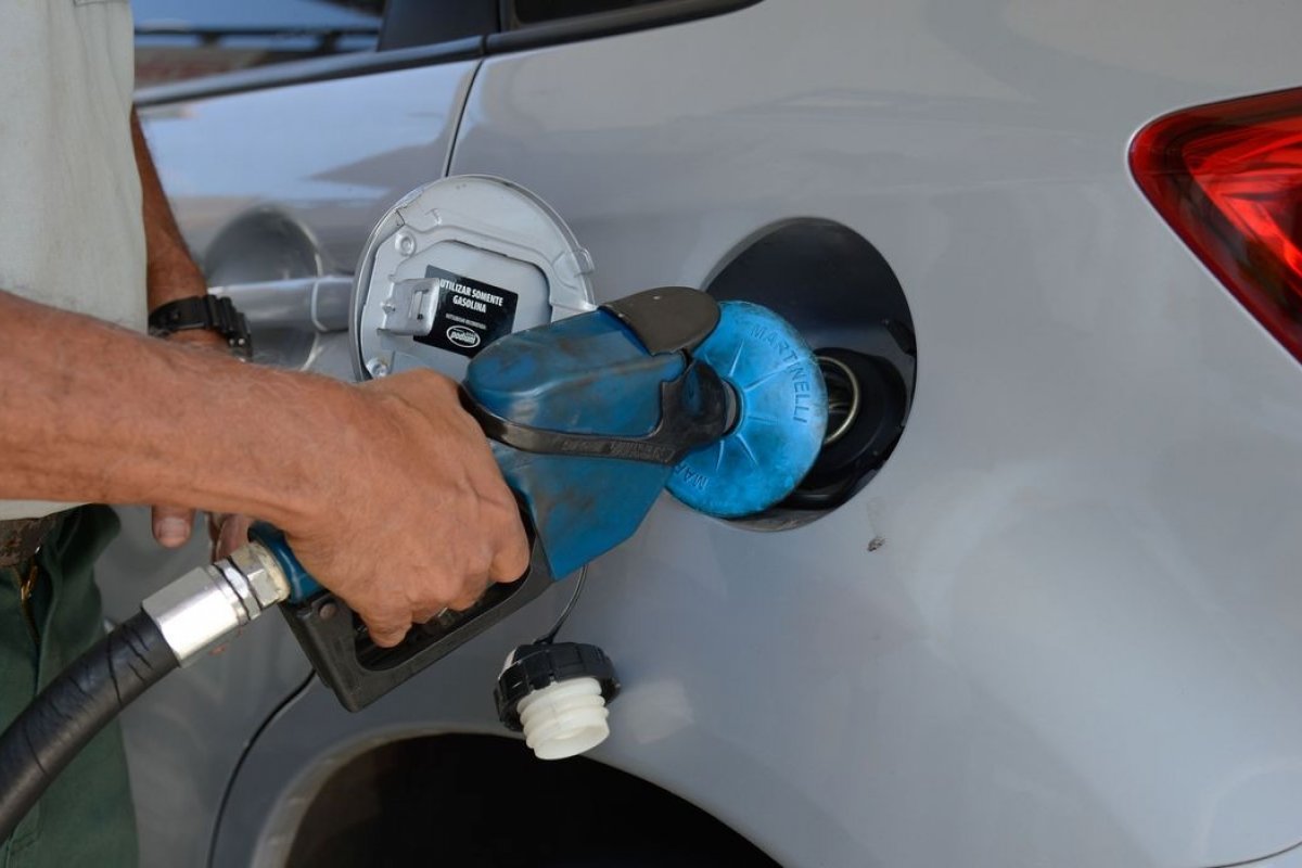 Ministério de Minas e Energia prevê etanol R$ 0,19 mais barato na bomba