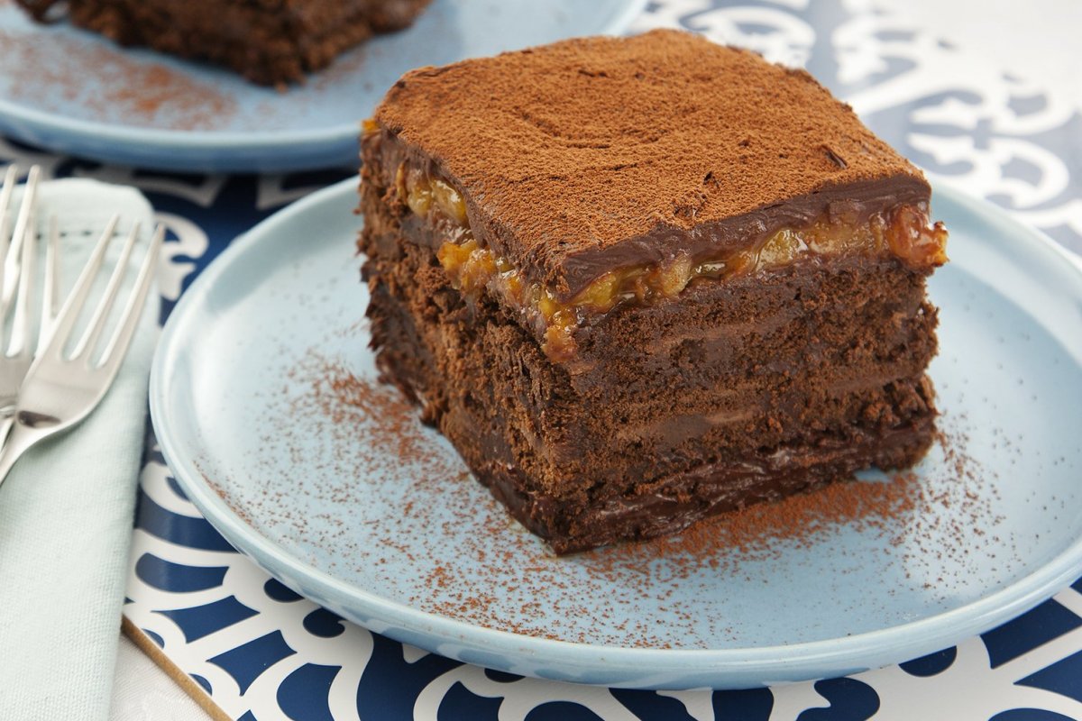 Aprenda como fazer Pavê de Chocolate Amargo e Damasco, Brownie de Chocolate Branco e Chips de Tortinha! 