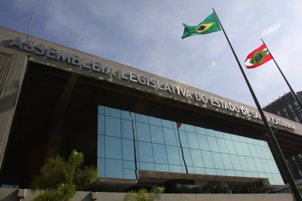 Procuradoria autoriza 'CPI Do Aborto' para apurar procedimento em menina de 11 anos estuprada