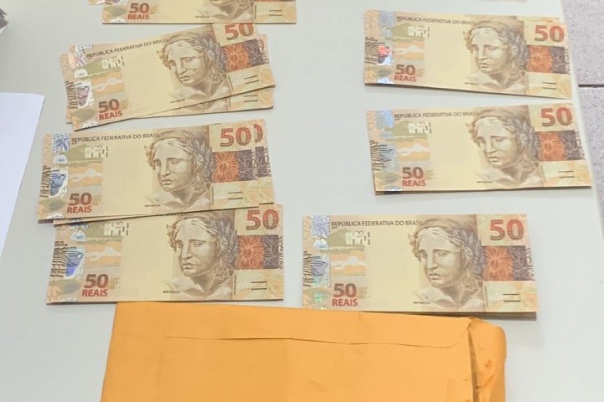 Homem é preso em flagrante após colocar dinheiro falso em circulação 