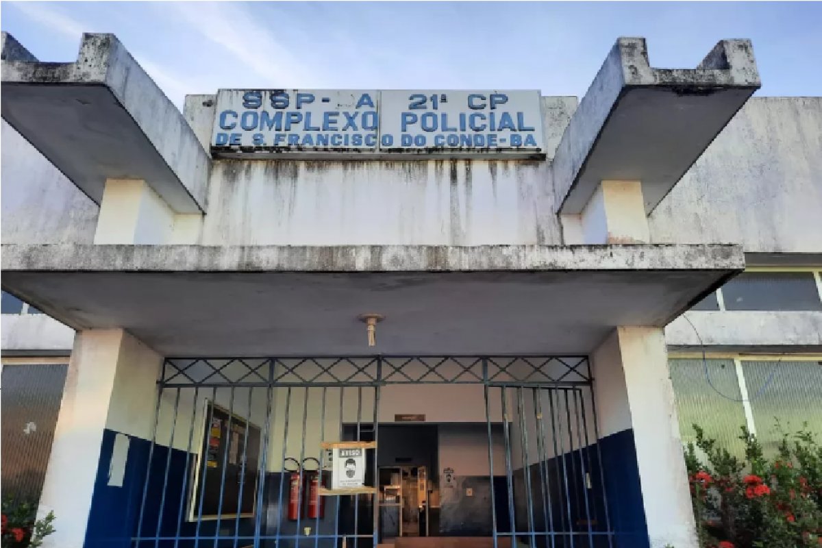 Falso delegado é preso após forçar pessoas a comprar drogas