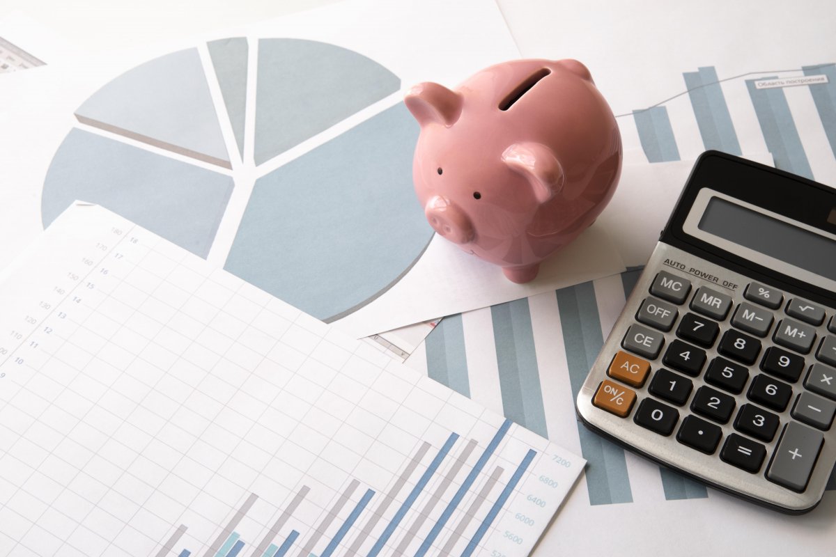 Quase 40% dos brasileiros estão buscando renda extra para conseguir fechar as contas