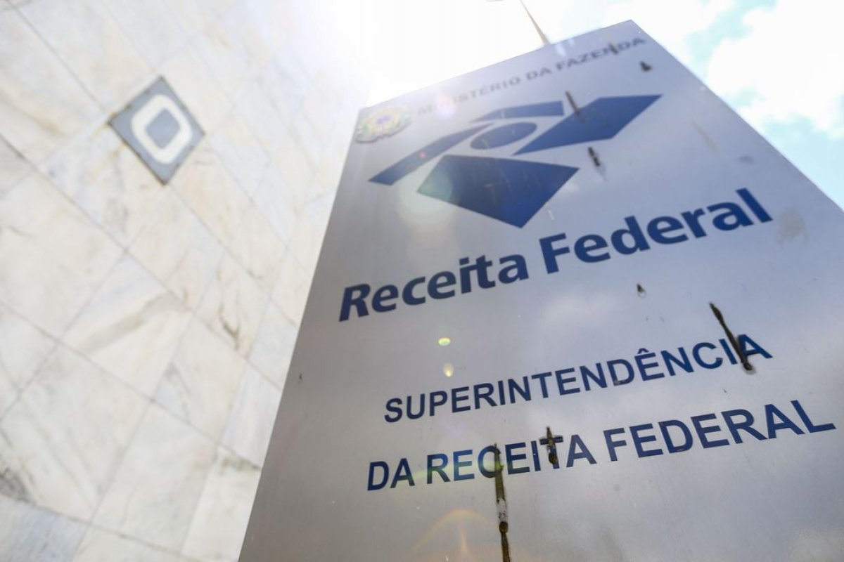 Imposto de Renda 2022: 3º lote de restituição vai ser pago amanhã (29)