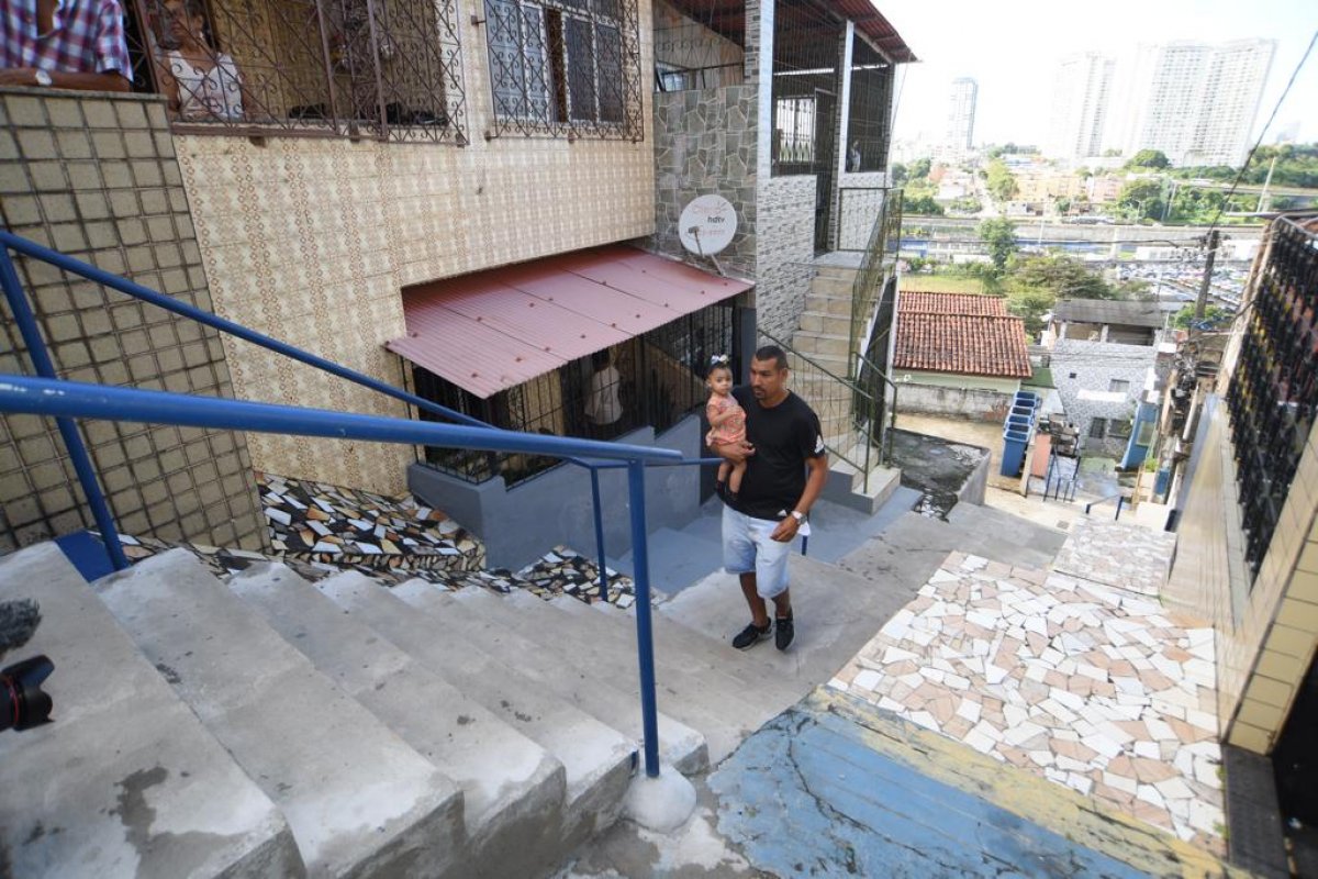 Prefeitura lança programa de recuperação de escadarias nos bairros de Salvador 