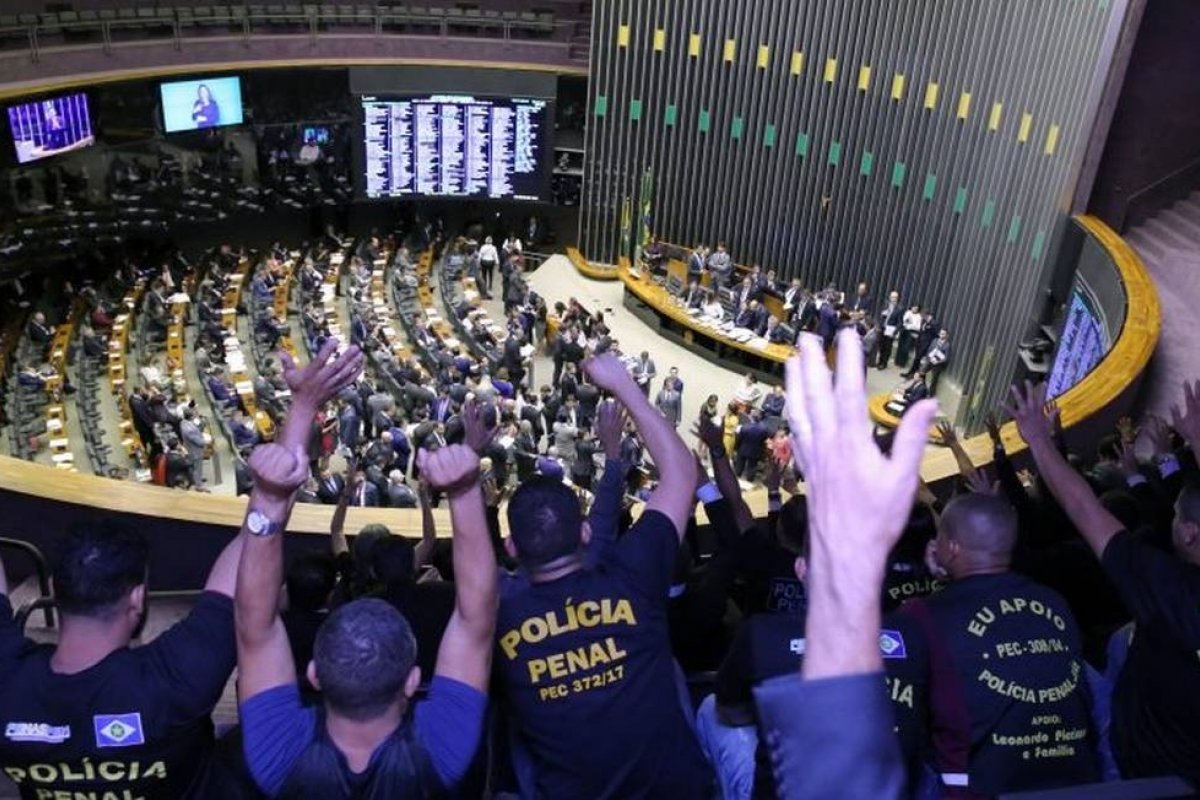 Congresso aprova criação da Polícia Penal no Brasil