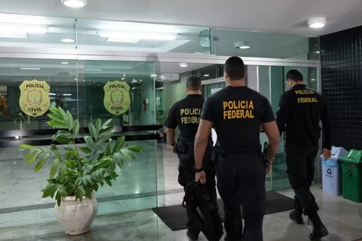 PF faz operação contra 'laranjas' que cedem contas bancárias para criminosos 