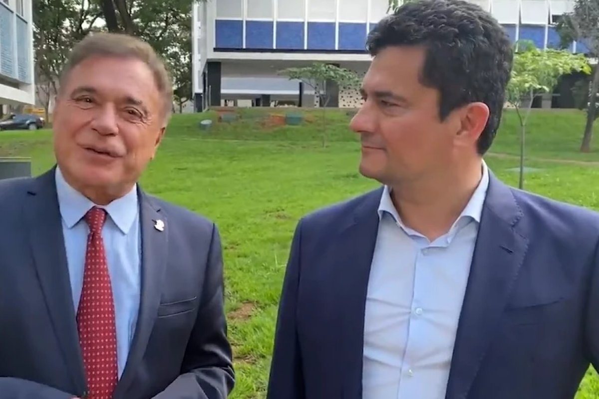 Alvaro Dias rejeita possível aliança com Moro nas eleições do Paraná, diz coluna  