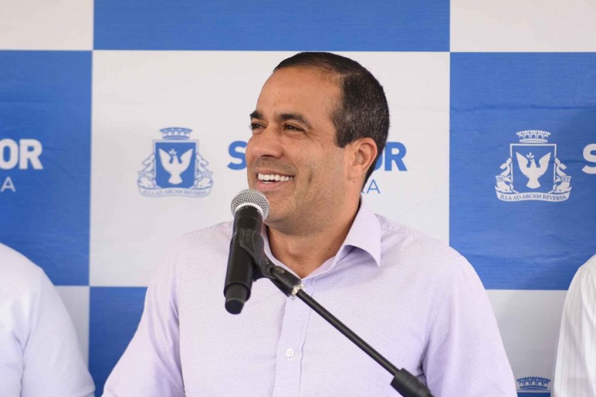 Bruno Reis declara voto em Ciro: ‘Claro que vou votar na minha vice’