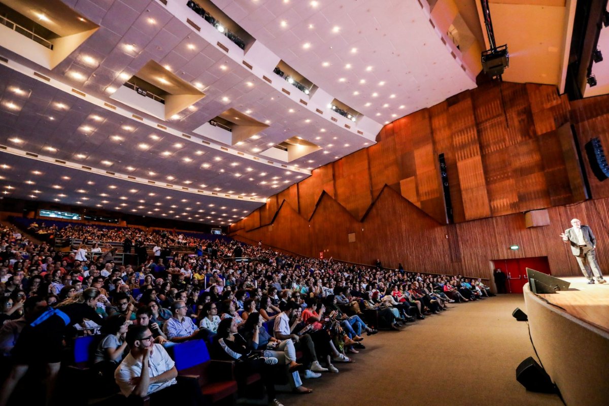 Baianos têm desconto para assistir às 12 conferências da 16ª edição do Fronteiras do Pensamento em ambiente virtual!