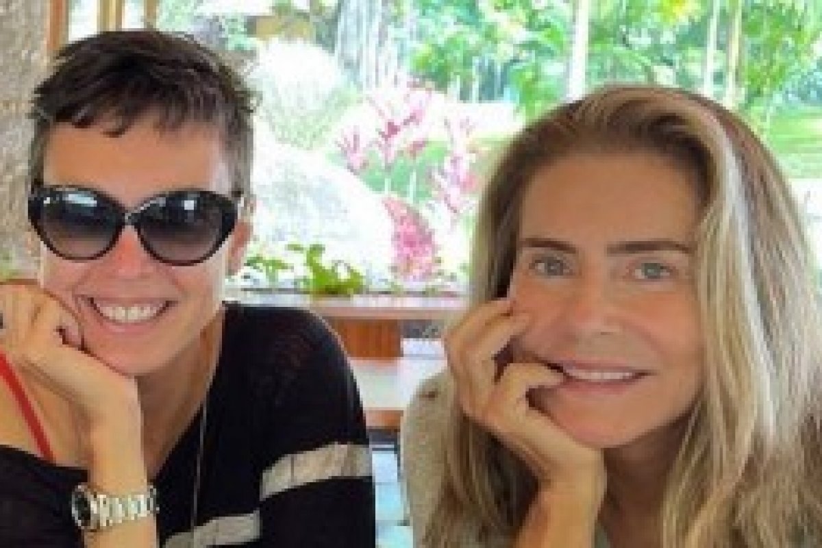 Chega ao fim o namoro de Maitê Proença e Adriana Calcanhoto! 