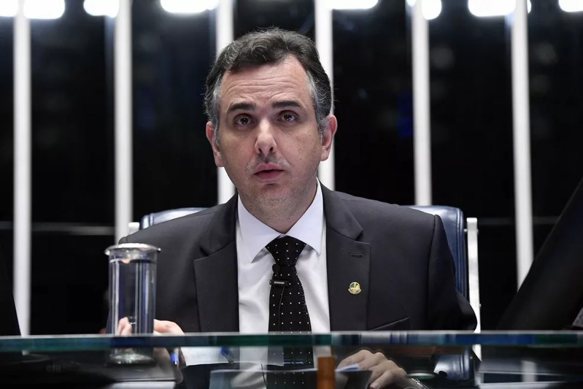 Projeto que obriga planos a cobrir tratamentos fora do rol da ANS será votado no dia 29 