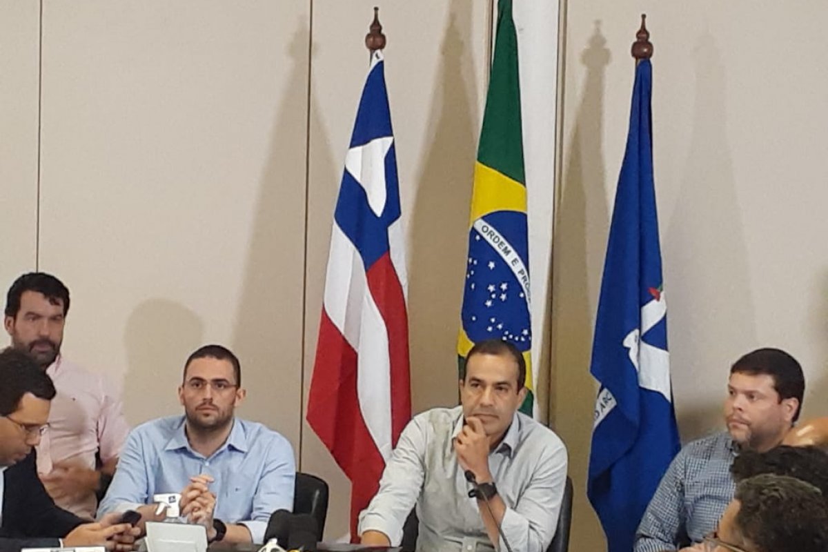 "Querem quebrar a Prefeitura para atender interesses econômicos empresariais", diz Bruno Reis