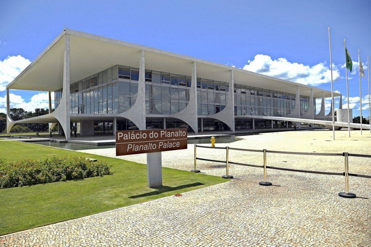 Consórcio de Imprensa suspende debate presidencial 