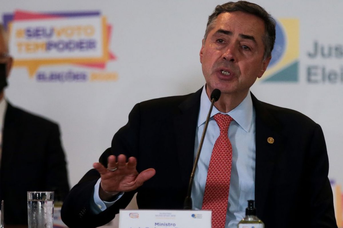 Barroso ativa ferramenta que limita comentários no Twitter