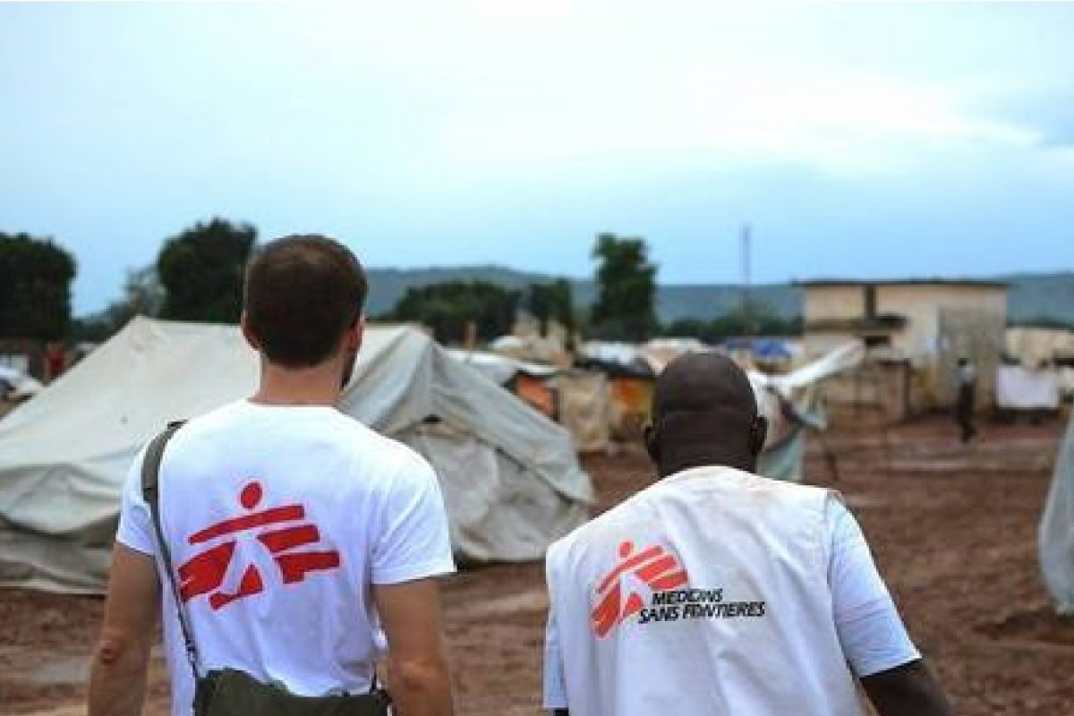 Níveis de violência na fronteira entre a Hungria e a Sérvia são 'alarmantes', aponta MSF