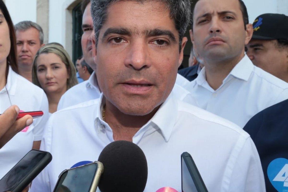 ACM Neto diz que melhor pesquisa eleitoral é feita por ele nas ruas  