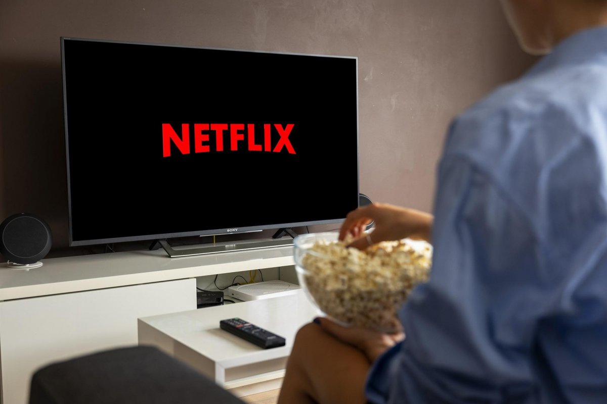Netflix pretende lançar pacote mais barato e com anúncios até 2023