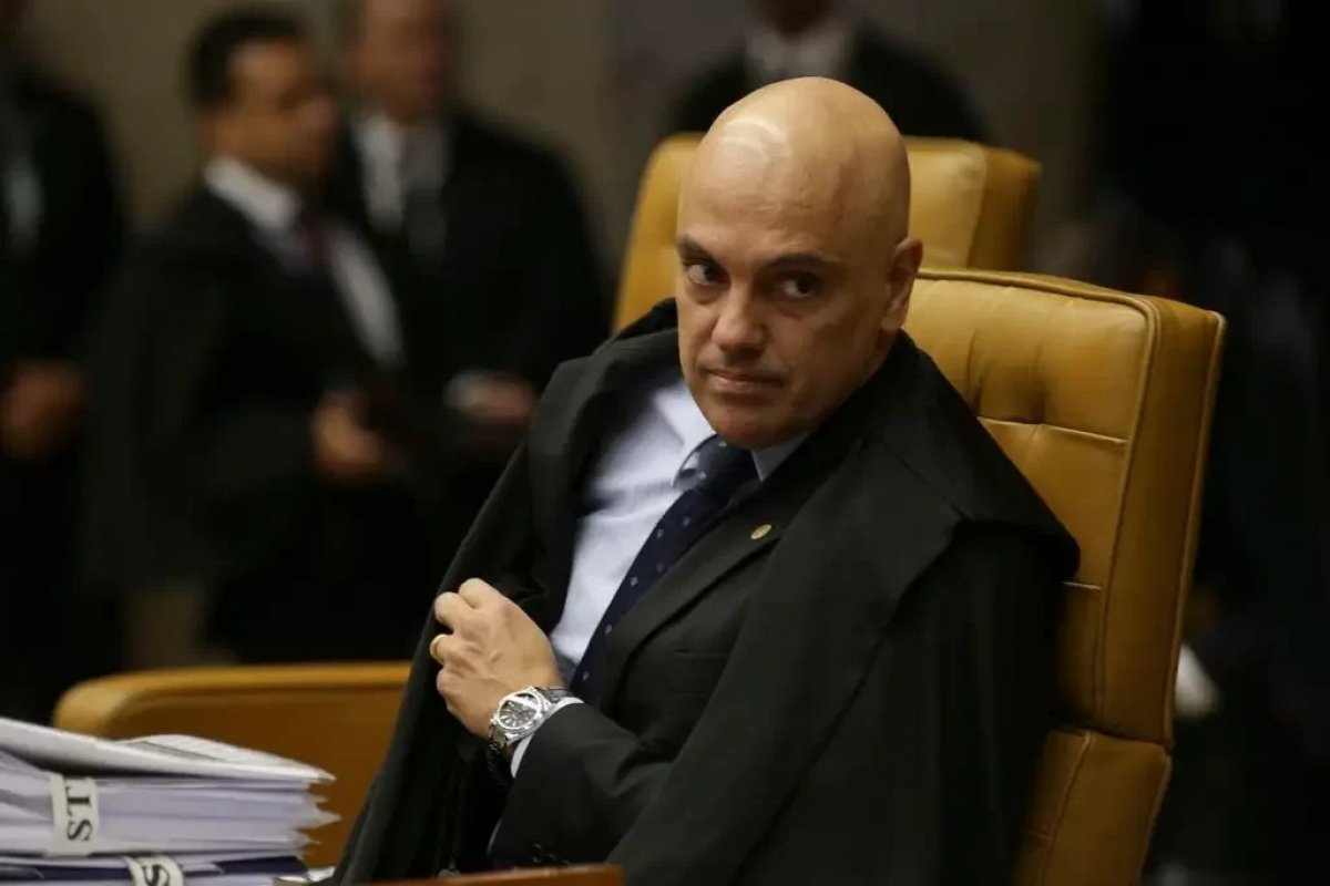 Moraes marca reunião com ministro da Defesa após tomar posse