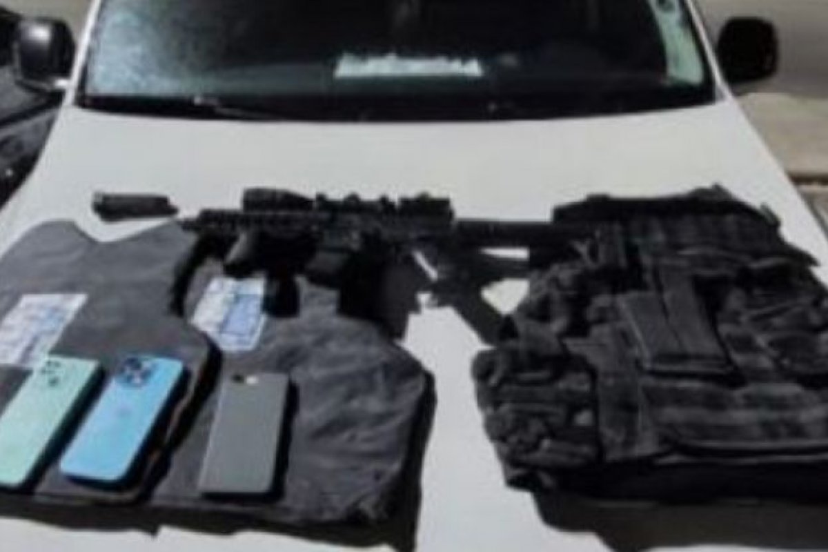 Polícia Militar apreende coletes antibalísticos e réplica de fuzil em Águas Claras