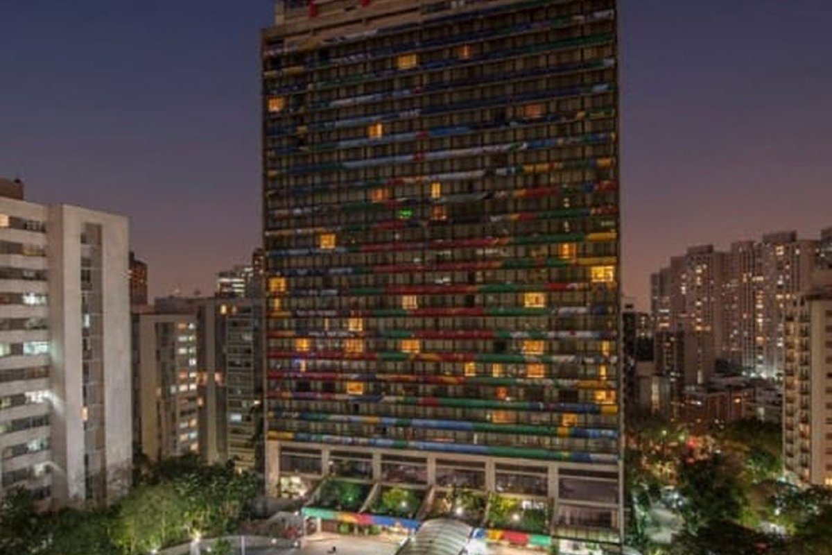 Após fechar as portas em dezembro, Hotel Maksoud Plaza leiloa móveis e eletrodomésticos! 