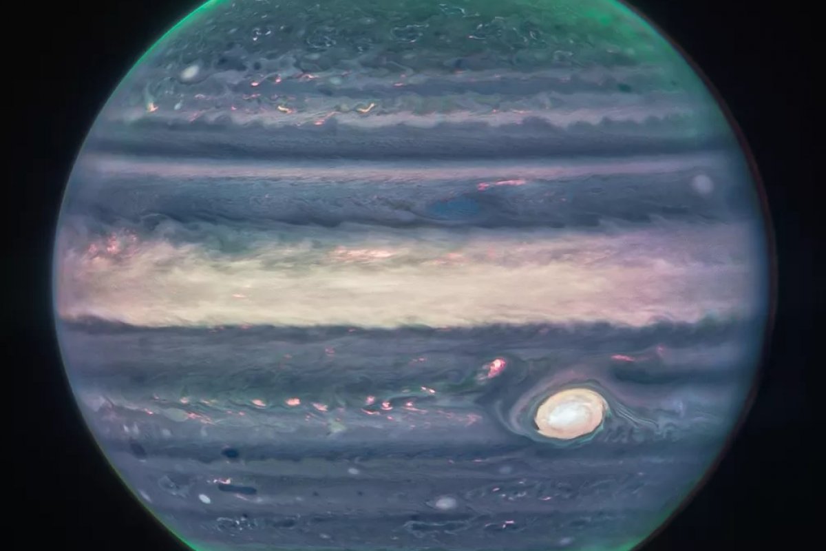 Novas imagens do supertelescópio James Webb mostram o planeta Júpiter