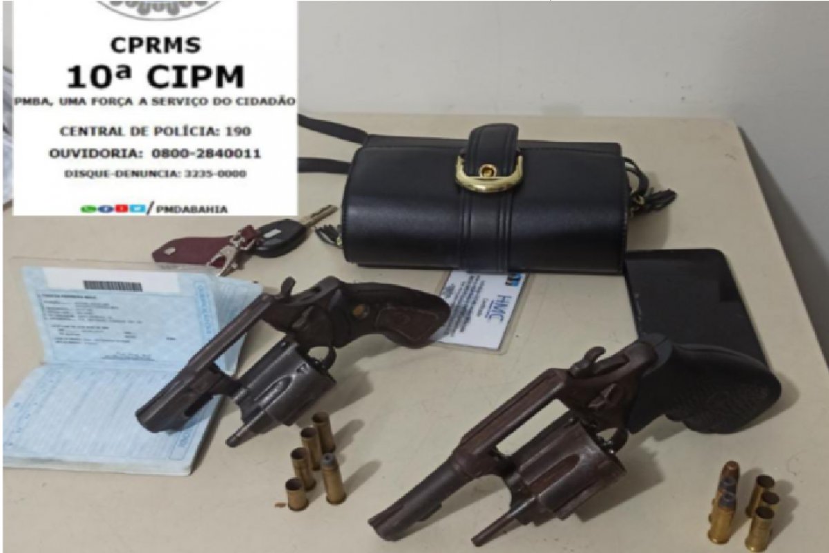 Polícia Militar recupera veículo e apreende armas em Candeias (BA)
