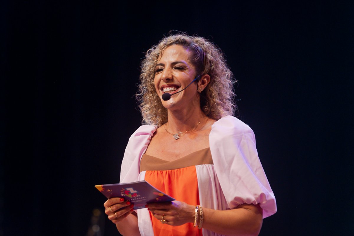Márcia Tude vem revelando talentos mirins em Camaçari!