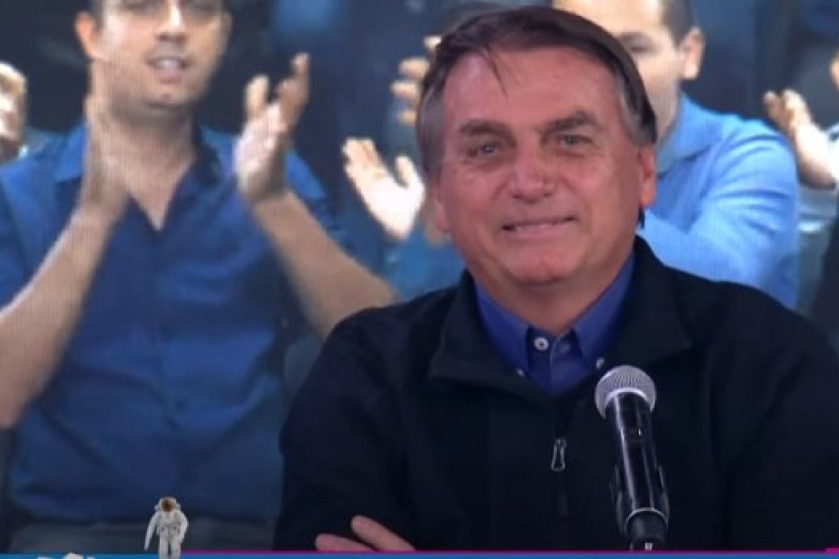 Bolsonaro critica afirmações de William Bonner sobre Lula: “dizer que ele não deve mais à Justiça?”