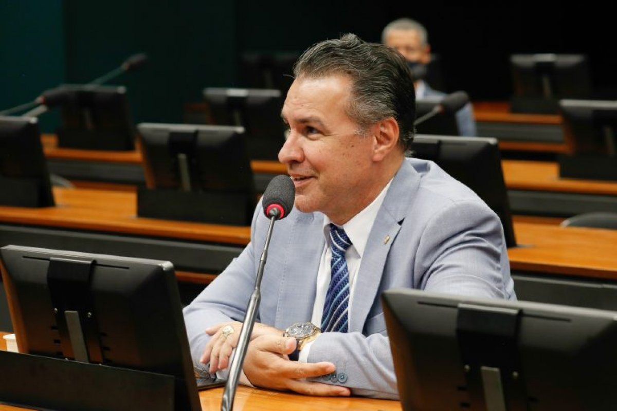 Em trâmite na Câmara, PL flexibiliza escolha do domicílio eleitoral do cidadão