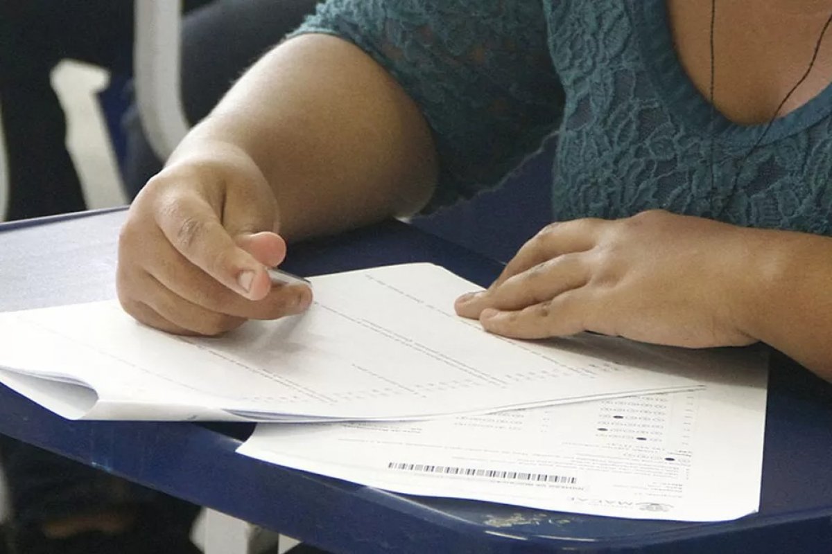 Prova do Encceja 2022 acontece neste domingo (28)