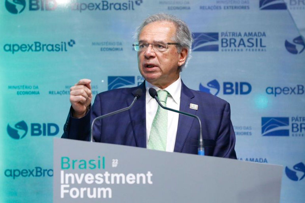 Paulo Guedes diz que Brasil gerou mais emprego que EUA nos últimos dois anos