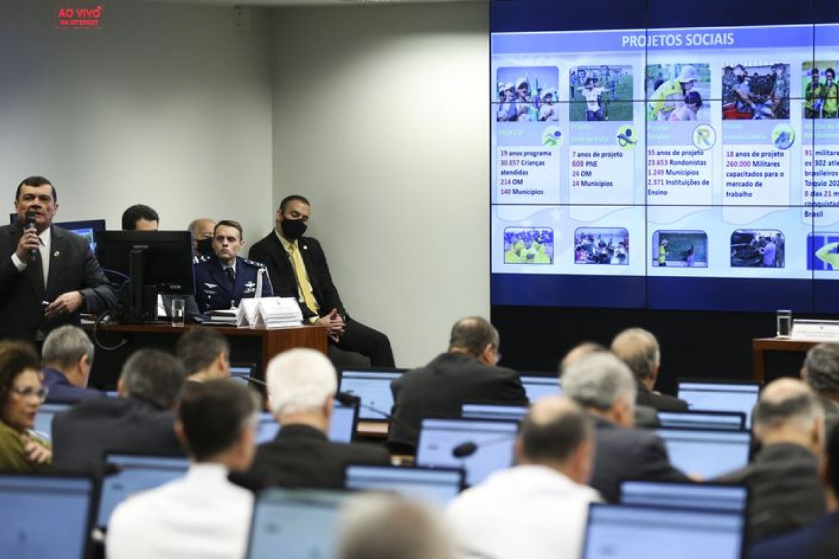 TSE aponta que 9 em cada 10 candidaturas políticas são de religiosos