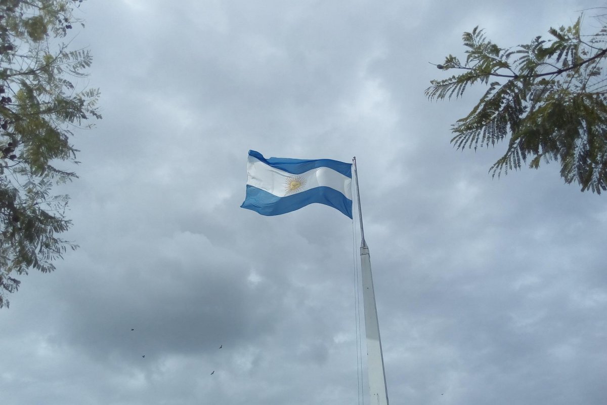 Argentina aprova manifesto de repúdio ao atentado contra Cristiana Kirchner