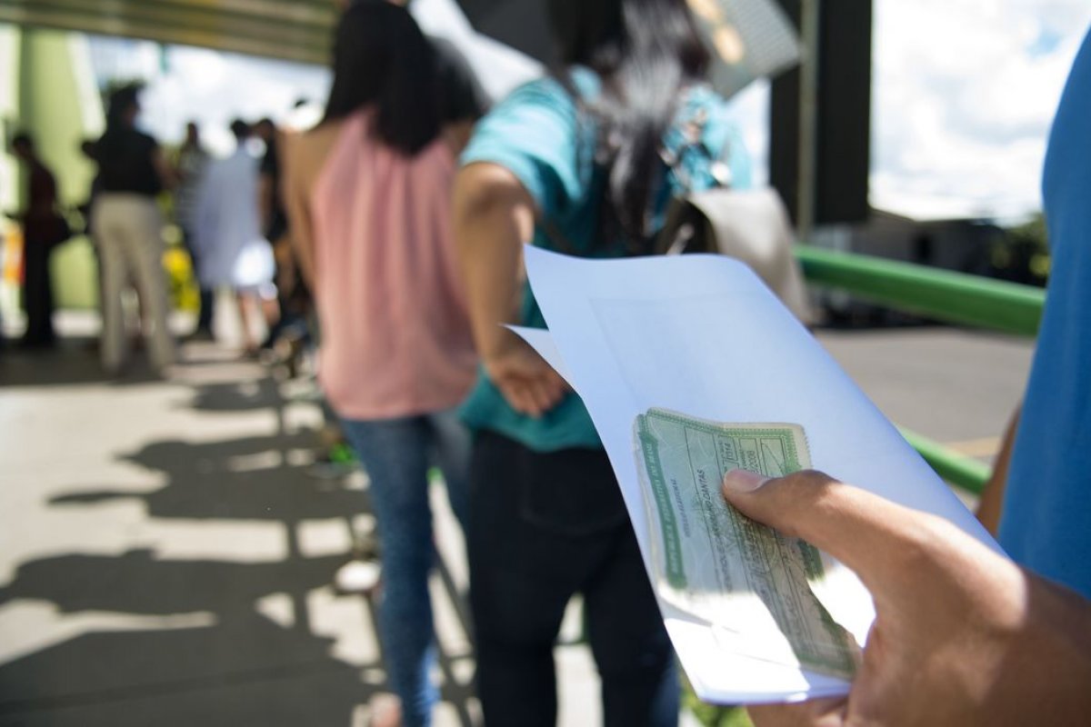 Eleitorado mais velho prioriza economia, enquanto mais jovem, transportes, diz pesquisa