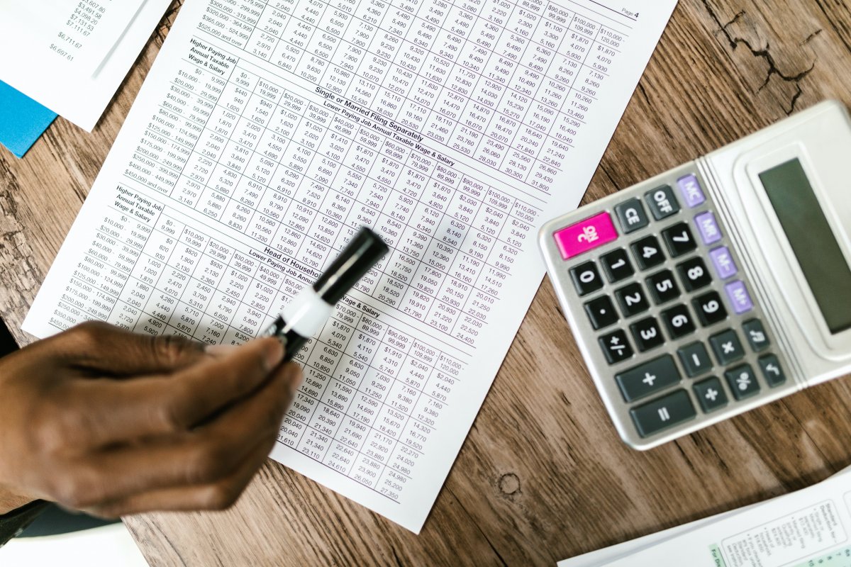 OCDE: taxa anual do CPI desacelera a 10,2% em julho