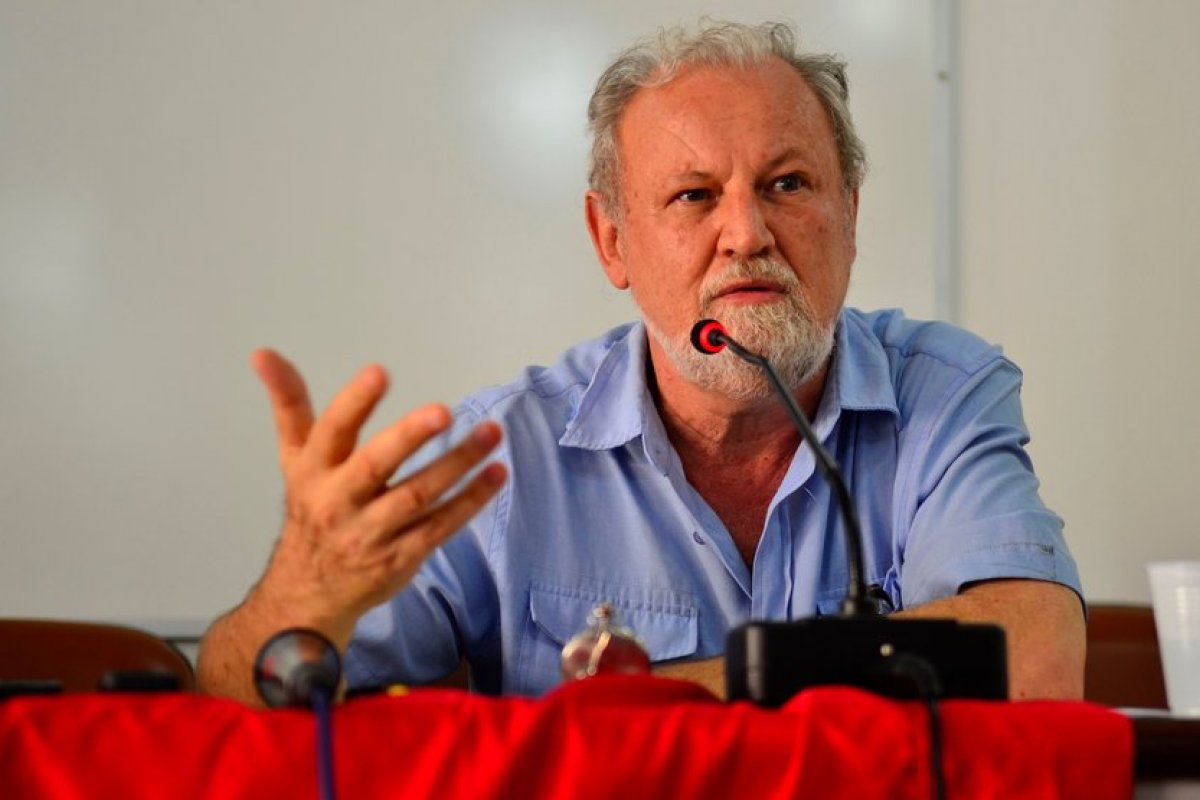 Líder do MST diz que mobilizações devem voltar caso Lula seja eleito 