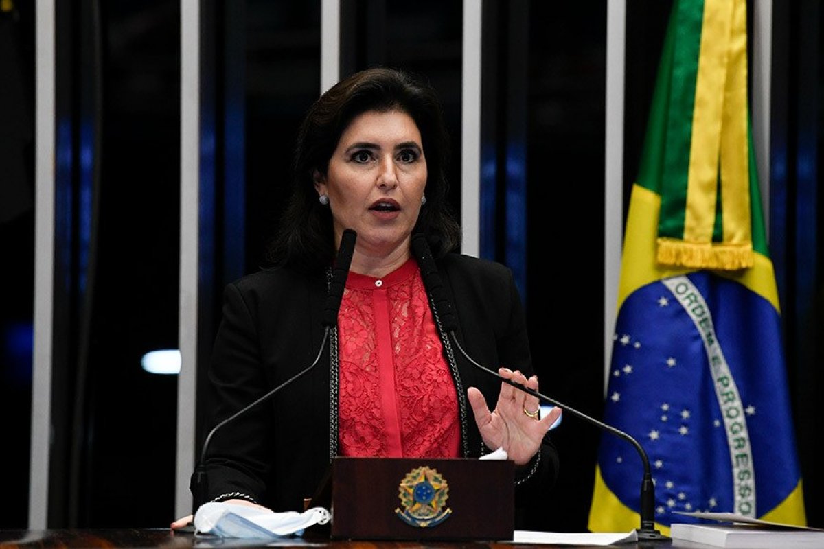 Tebet usa horário eleitoral para falar sobre 7 de setembro: "esta bandeira não tem dono"