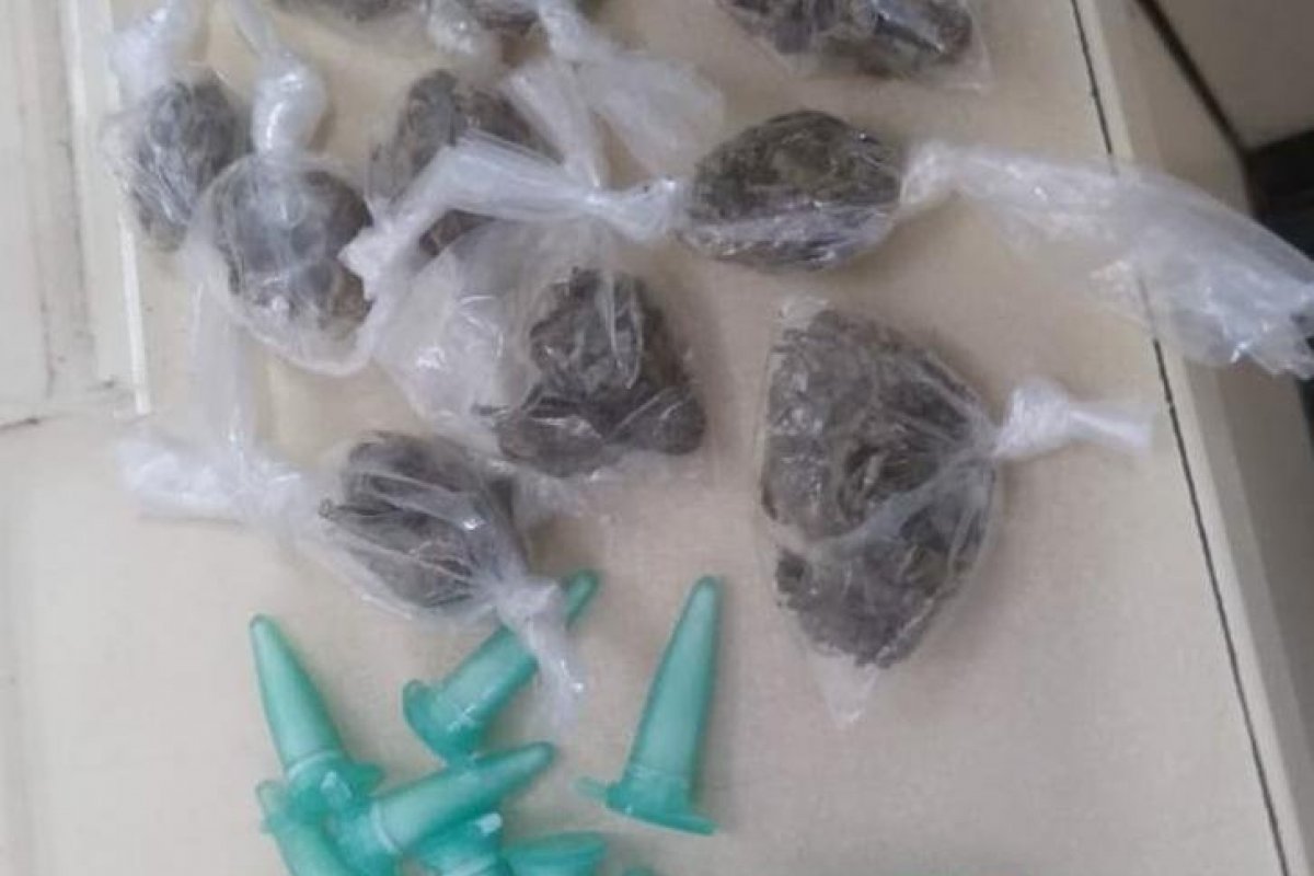 Salvador: drogas são apreendidas no Curuzu 