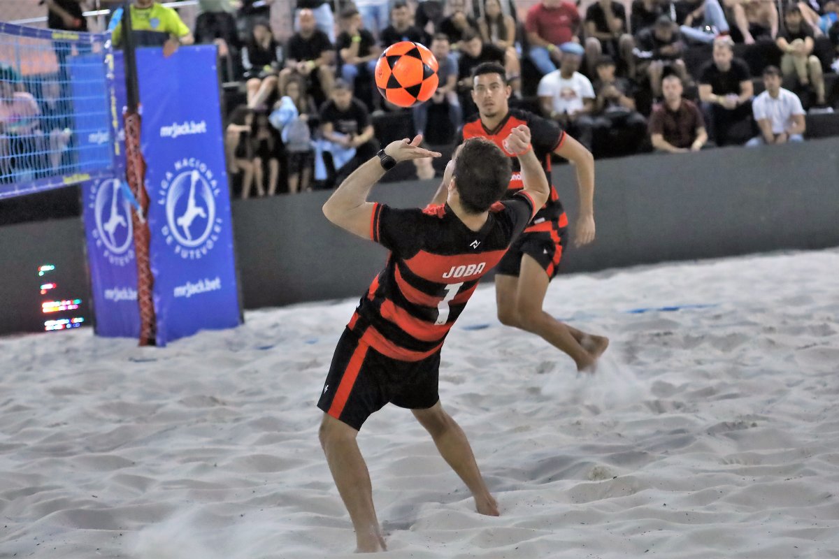 6ª rodada do Torneio Brasileiro de Futevôlei acontece em Lauro de Freitas (BA)