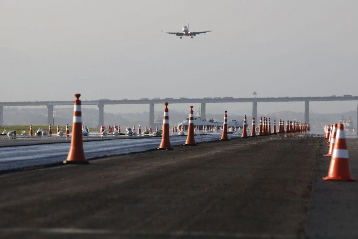 Preço das passagens aéreas fica abaixo da inflação e cai 12% em agosto no IPCA
