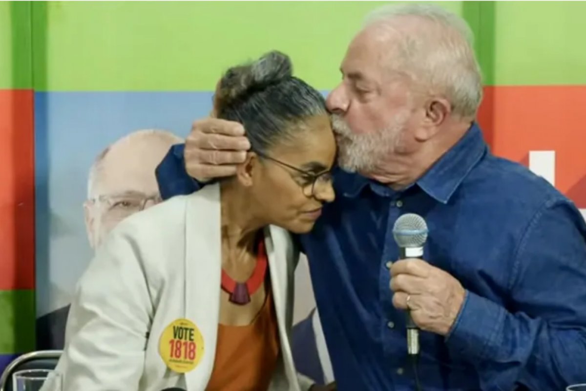 Marina Silva declara apoio a candidatura de Lula 