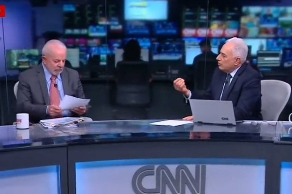Vídeo: Lula e Waack têm atrito após pergunta sobre superávit durante sabatina 