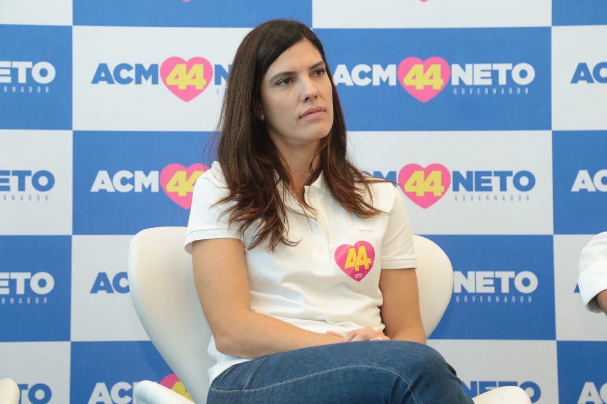 Ana Coelho admite erro e muda declaração racial para "branca"