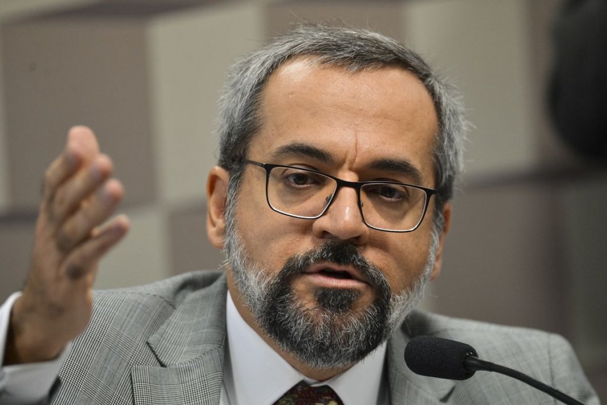 'Bolsonarismo é uma farsa, uma pirâmide que vai ser desmontada', diz Weintraub