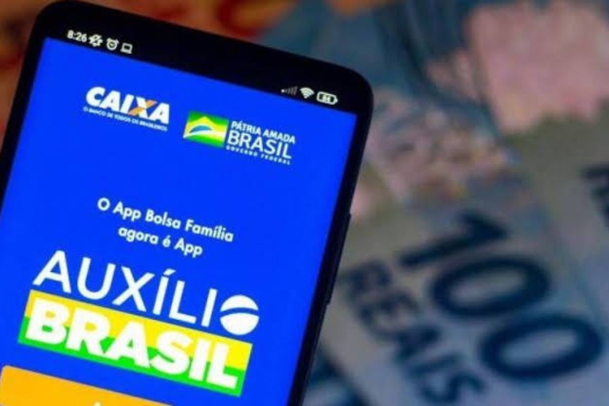 Empréstimo do Auxílio Brasil que seria em setembro, deve passar para outubro