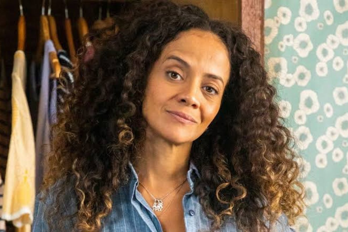 Aline Borges fecha novo trabalho após sucesso de Zuleica de Pantanal! 