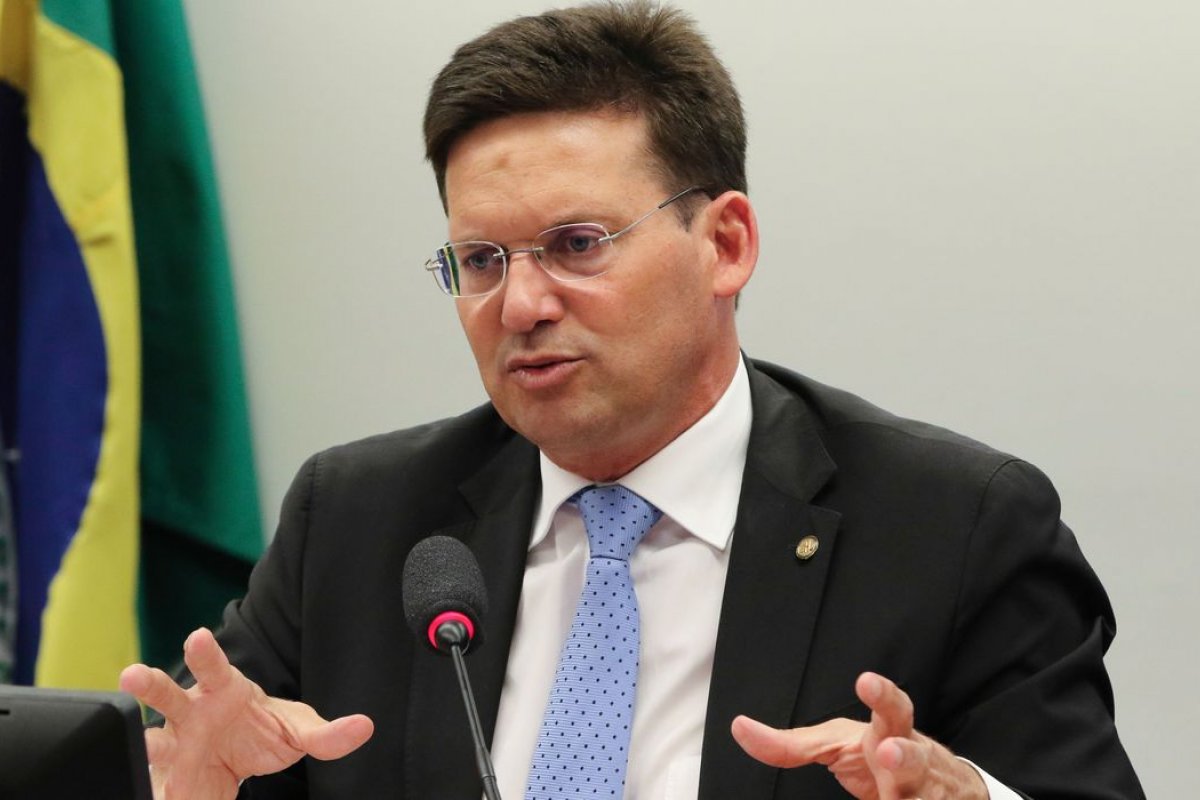 Roma promete duplicação da rodovia LEM-Barreiras em sua gestão