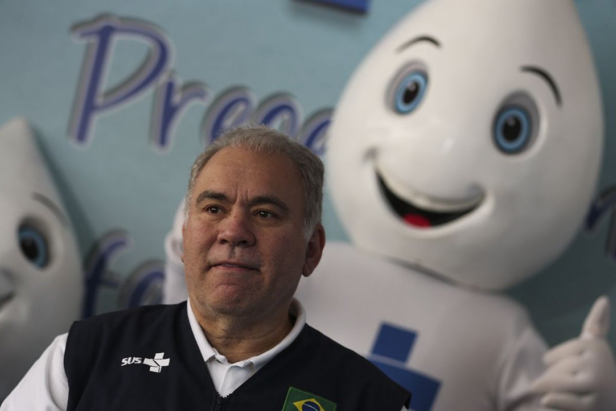 Américas vivem momento delicado frente à ameaça da pólio, diz Marcelo Queiroga 